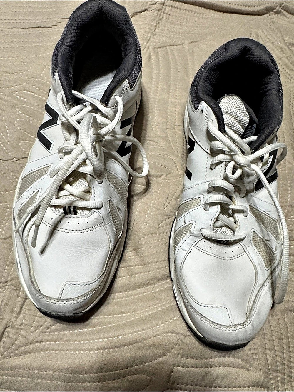New Balance 519 v2 Training Shoes Men’s m White & Gray Sneakers size 11.5